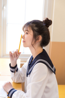 衬衫里的大白兔又白又好吃